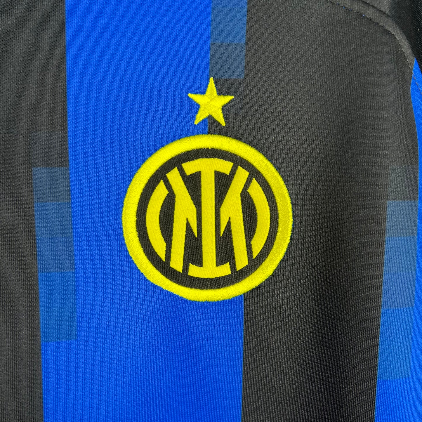 Inter Milan 23-24 Local